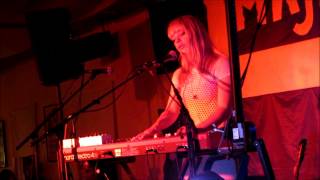 Basia Bulat - Snakes And Ladders @ Majas vid Havet 2014