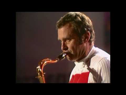 Time's Lie - Stan Getz Quartet - Live At Montreux 1972