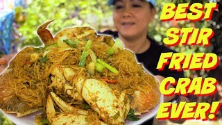 AWESOME STIR FRIED DUNGENESS CRAB &amp; NOODLE!!! CAMBODIAN-ASIAN FOOD-VILLAGE FOOD-OUTDOOR COOKING