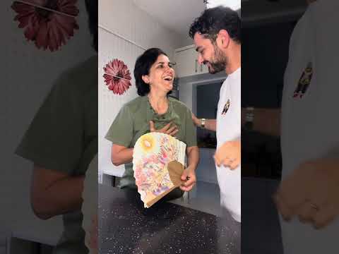 Annem mutfak tüyolarıyla tanışıyor… My mom discovers viral kitchen hacks.
