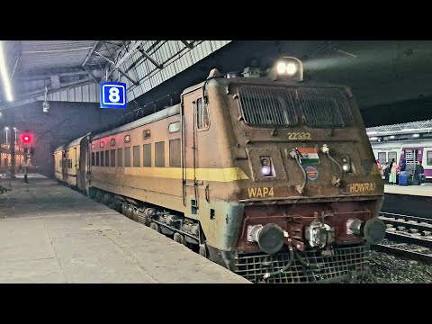 13178 Jangipur Road - Sheldah Daily Passenger Train Still Honking Arriving at Sheldah #video #viral 