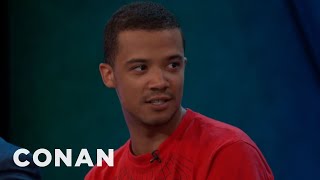 Jacob Anderson&#39;s Encounter With An Enthusiastic Grey Worm Fan  - CONAN on TBS
