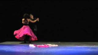 Sombras que se alargan en una noche de dolor: con Agnese Vanega y Hugo Mastrolorenzo