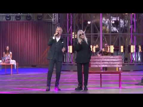 Claudio Baglioni & Anna Oxa - Heidi - Live a Uà - Uomo di varie età