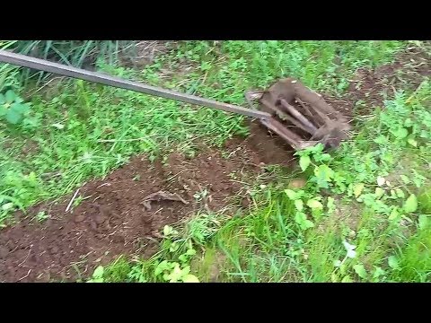 Weed cutter garden tool equipment