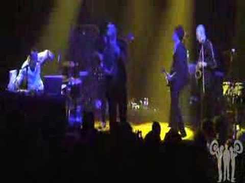 BALKAN BEAT BOX - SUNDAY ARAK (LIVE by Vince Tocce) 2007