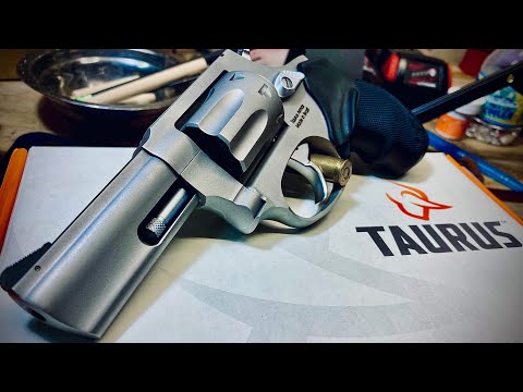 Taurus M942 Mag Ult Lite  22 Mag rev review