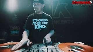 DJ Dysfunkshunal & DJ Diamond back 2 back beat juggling at EPMD concert (VK Brussels - 16 06 2016)