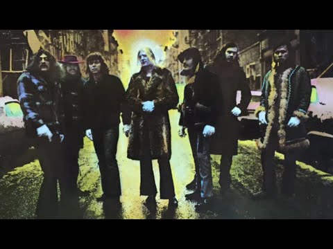 EDGAR WINTER'S WHITE TRASH Keep Playin' That Rock'n'Roll  (Tribute)