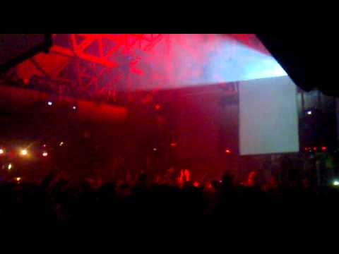 Sven Vath @Cocoricò Plays Exercis One - Top Score 1\9\012.mp4