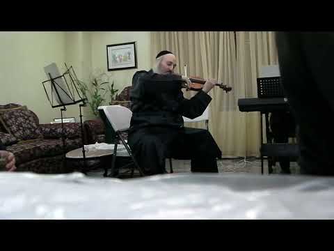 🎻 Violin Playing Hasid Strikes Again!