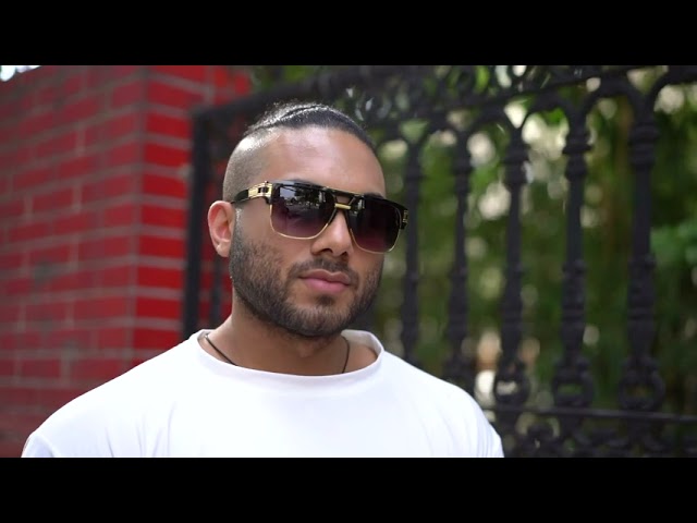 Vídeo relacionado con SHEEN KELLY Gafas de Sol Cuadradas Retro Estilo Clásico con Marco Metálico para Hombres y Mujeres