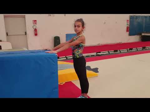 SALTO IN ESTENSIONE CON APERTURA IN FRONTALE allenamento TUTORIAL ginnastica artistica CSB