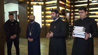 Գրքի տոնին Մայր Աթոռը շուրջ երկու հարյուր անուն գրականություն է նվիրել Զինվորի տանը