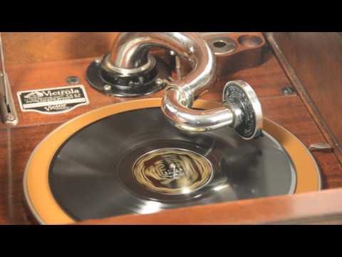 Mike's Victrola Granada Phonograph