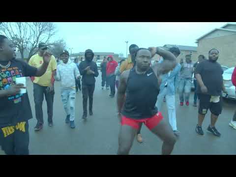 Share This Mfer live Dance ft .. #FamousAmos #mufasa #biggroove