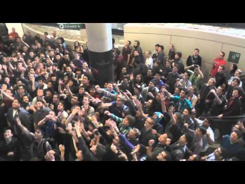 Fans are greeting Dendi and XBOCT