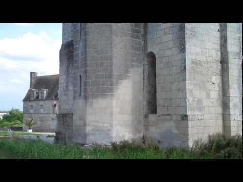Donjon Pons -  View Of The Keep From Below