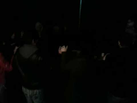 satra in jurul focului tulesti