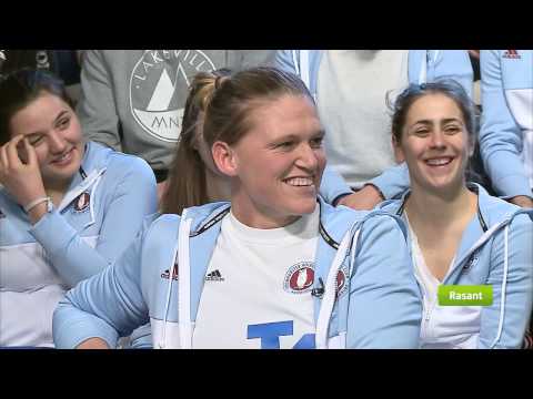 Teil 1 Sendung zum Gewinn der Deutschen Hallenhockey-Meisterschaft der Damen 06.02.2017 Hamburg 1