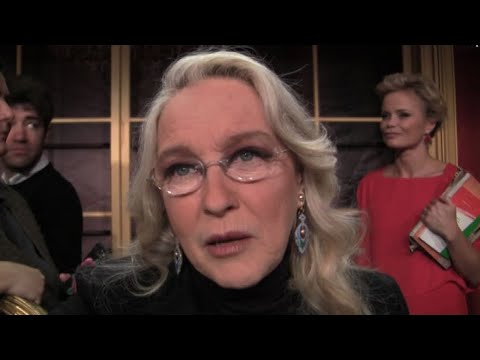 Eleonora Giorgi accusa: "Ho subito molestie da grandi politici"