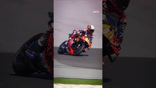 Download lagu Locking horns for P2! mp3 Download lagu Locking horns for P2! mp3