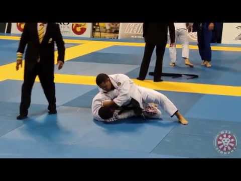 Saulo Ribeiro Fight 2 - Senior 1 Heavyweight Division - 2013 Master Senior Worlds