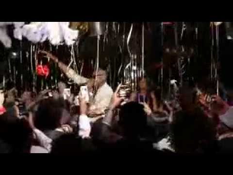 Naijaloaded com 2Face   Dance Floor Official Video