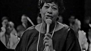 Ella Fitzgerald   Sweet Georgia Brown The Duke's Place 50sZ