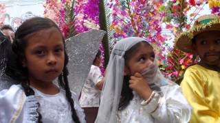 preview picture of video 'Fiesta de las Flores - Panchimalco'