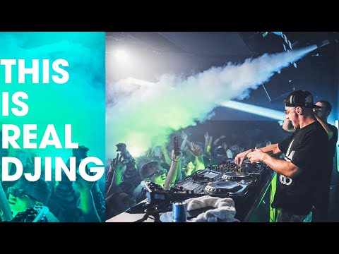 Meduza, Fisher, Martin Ikin, Cloonee - Close Up Live DJ Skills