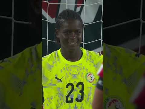 😱 La gardienne sénégalaise dégoûte le Maroc...  🇸🇳🧤 Adji Ndiaye arrête le même pénalty 2 fois !