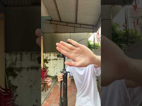 Tình người duyên giá đỡ điện thoại