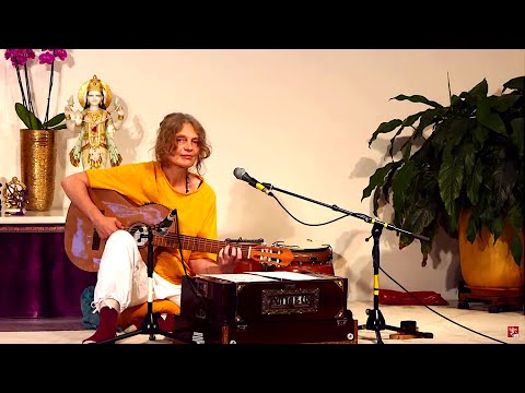 Yoga "Im Gleichgewicht" Yoga Vidya Grundreihe mit Anu Rada16:15 Uhr 18.08.2020