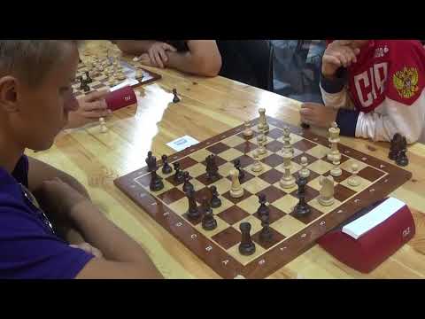 Piksis Davids - FM Makoveev Ilya, Sicilian Taimanov, Blitz chess