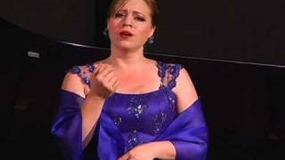 Elizabeth Caballero sings Mozart's Ridente la calma