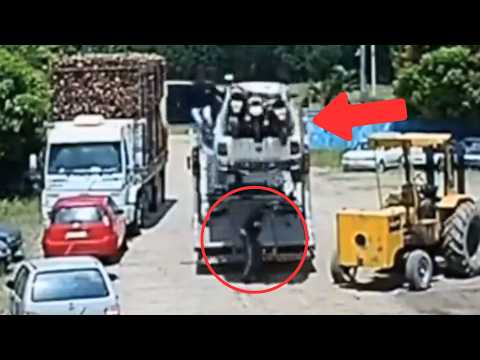 CAR FALLS ON A WORKER 💀 | ACCIDENT CAUGHT ON CAMERA