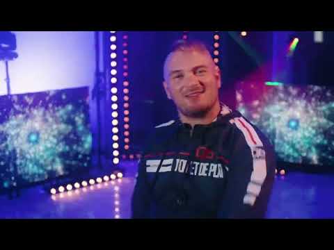 Jul - Magnifique . Dystinct