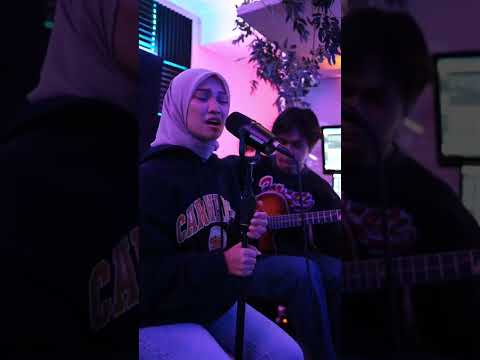 @KeisyaLevronkaChannel - Tak Ingin Usai | Nabila Razali Cover