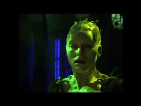 Janeway defeats Borg queen