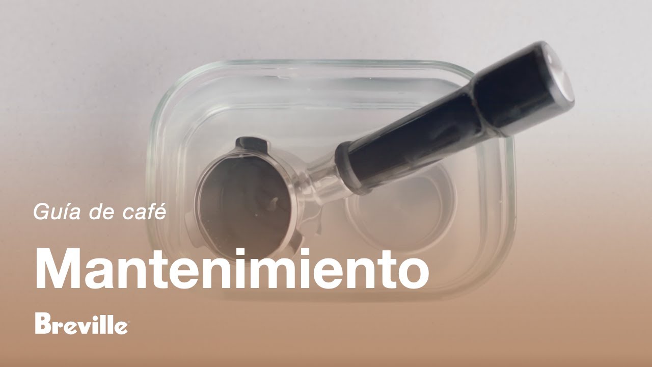 Cómo limpiar el portafiltro y la cesta del filtro