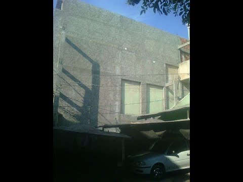 MURO GIGANTESCO ( PARA SEPARAR VIZINHOS )