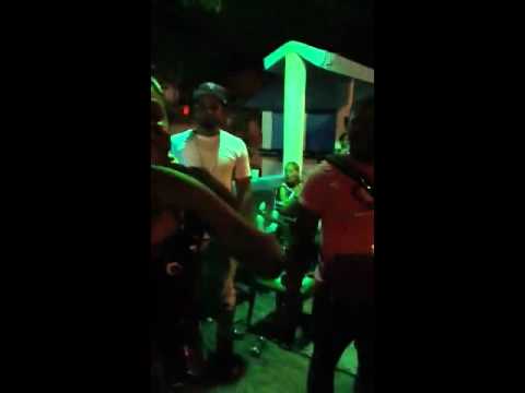 Julio cash en el malecón