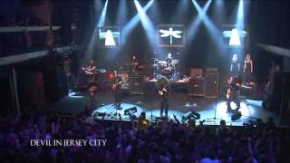 Coheed &amp; Cambria: Neverender - Everything Evil / The Trooper / Devil In Jersey City (Medley)