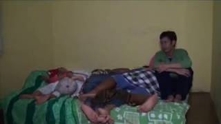 Download lagu DAD GOT ​​SLEEPING WHILE SLEEPING mp3