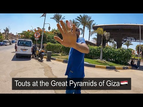 Touts at the Great Pyramids of Giza 🇪🇬
