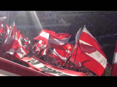 "SEMPRE LOUCO ATRÃS DO GOL" Barra: Guarda Popular • Club: Internacional