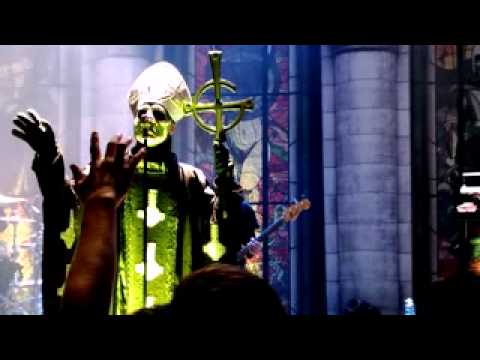 Ghost B.C.(PapaII) Live Cover 'Subvision' "Room 611"