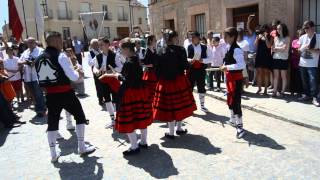 preview picture of video 'Paloteo de La Matilla, Segovia. En Honor a Nstra. Sra. de la Asunción, 15 de Agosto 2014.'