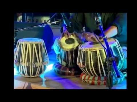 Vehey Vaarey Therein - Meyna Hassaan Ft Habeys Boduberu Group ( Live )